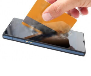 Прием платежей через смартфон: преимущества и недостатки SoftPOS-решений для бизнеса