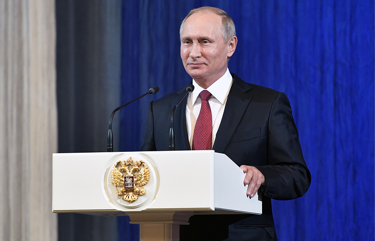 Путин поддержал идею прибавлять к итогам ЕГЭ за достижения до 25 баллов