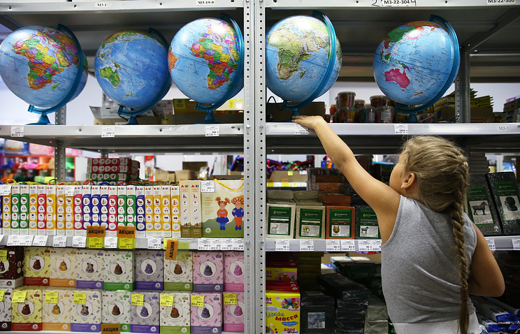 ВЦИОМ: россияне потратят на сборы ребенка к школе в среднем более 21 тыс. рублей